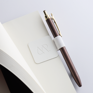 Adhesive Pen Loop | Snow